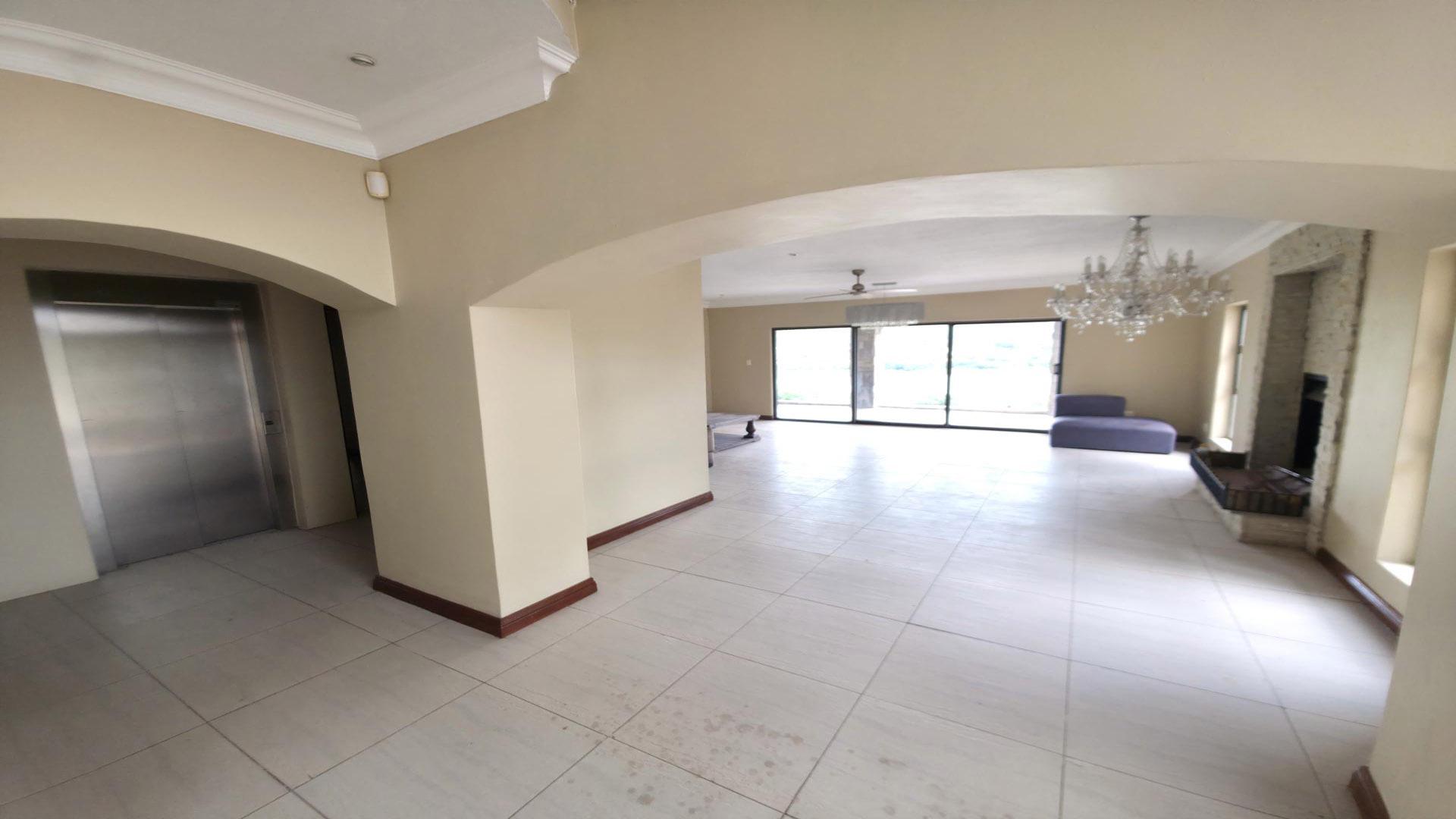 Lounges of property in Ifafi