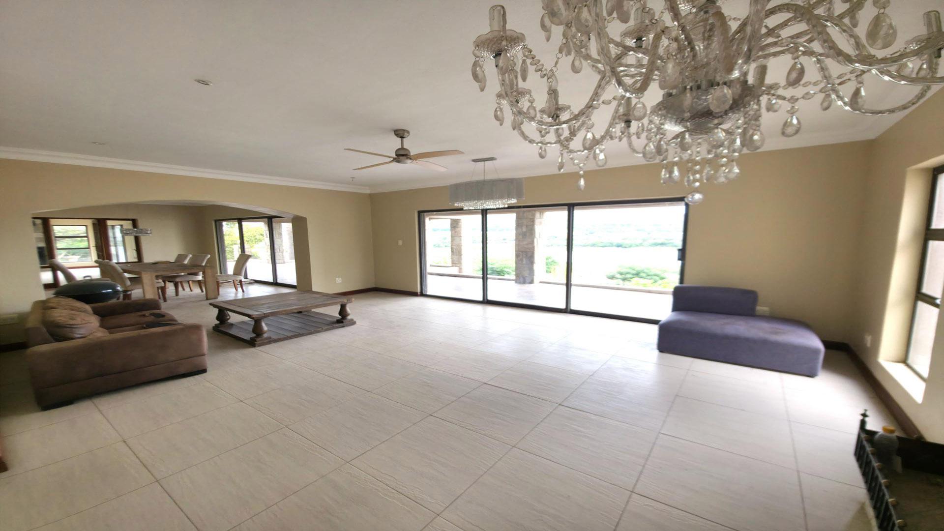 Lounges of property in Ifafi