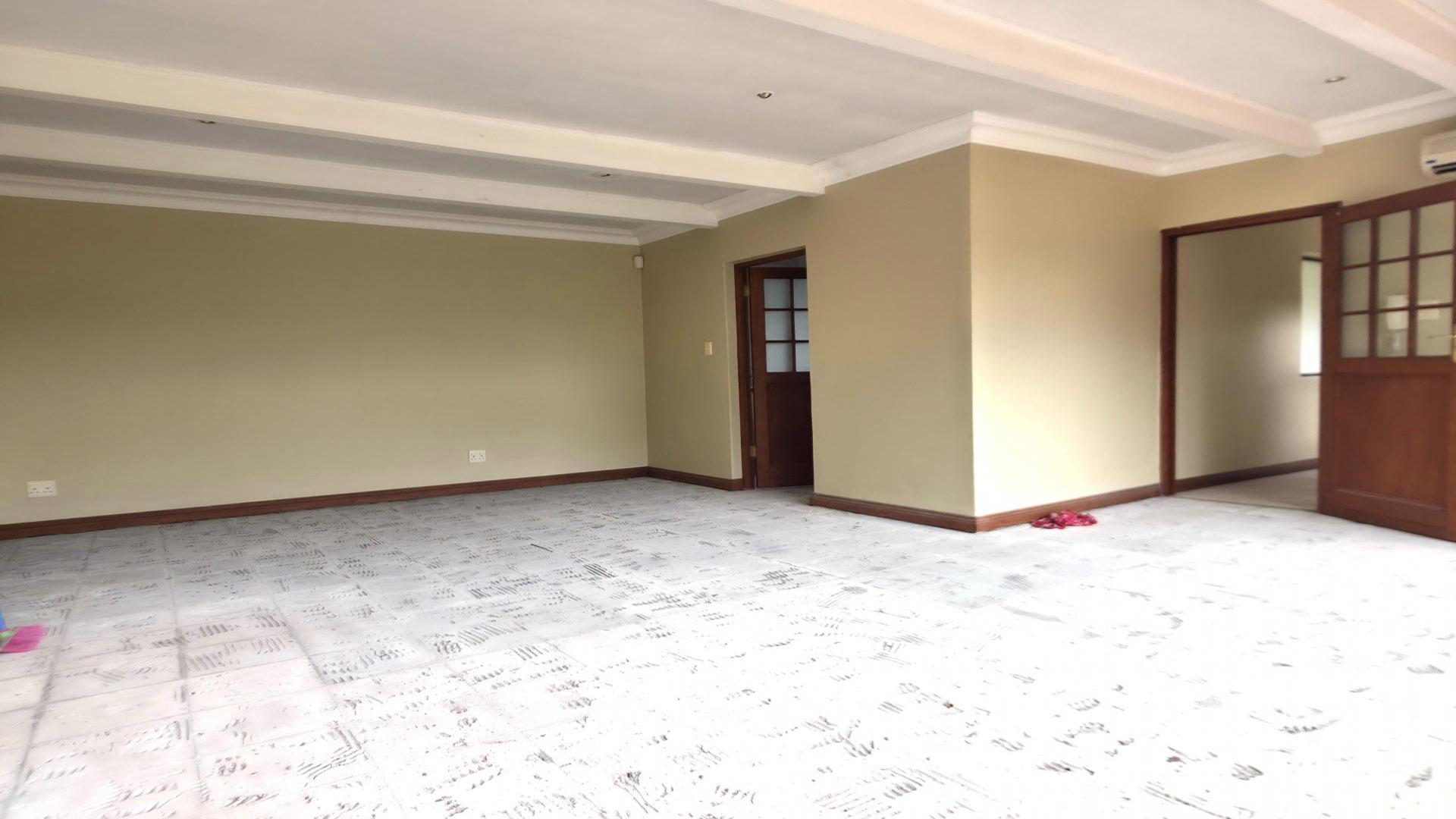 Main Bedroom of property in Ifafi