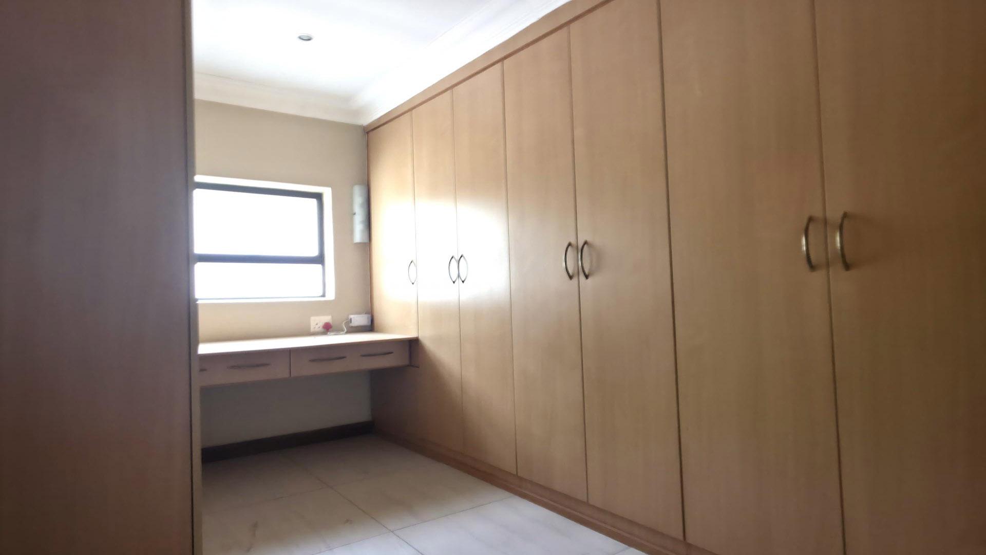 Bed Room 3 of property in Ifafi