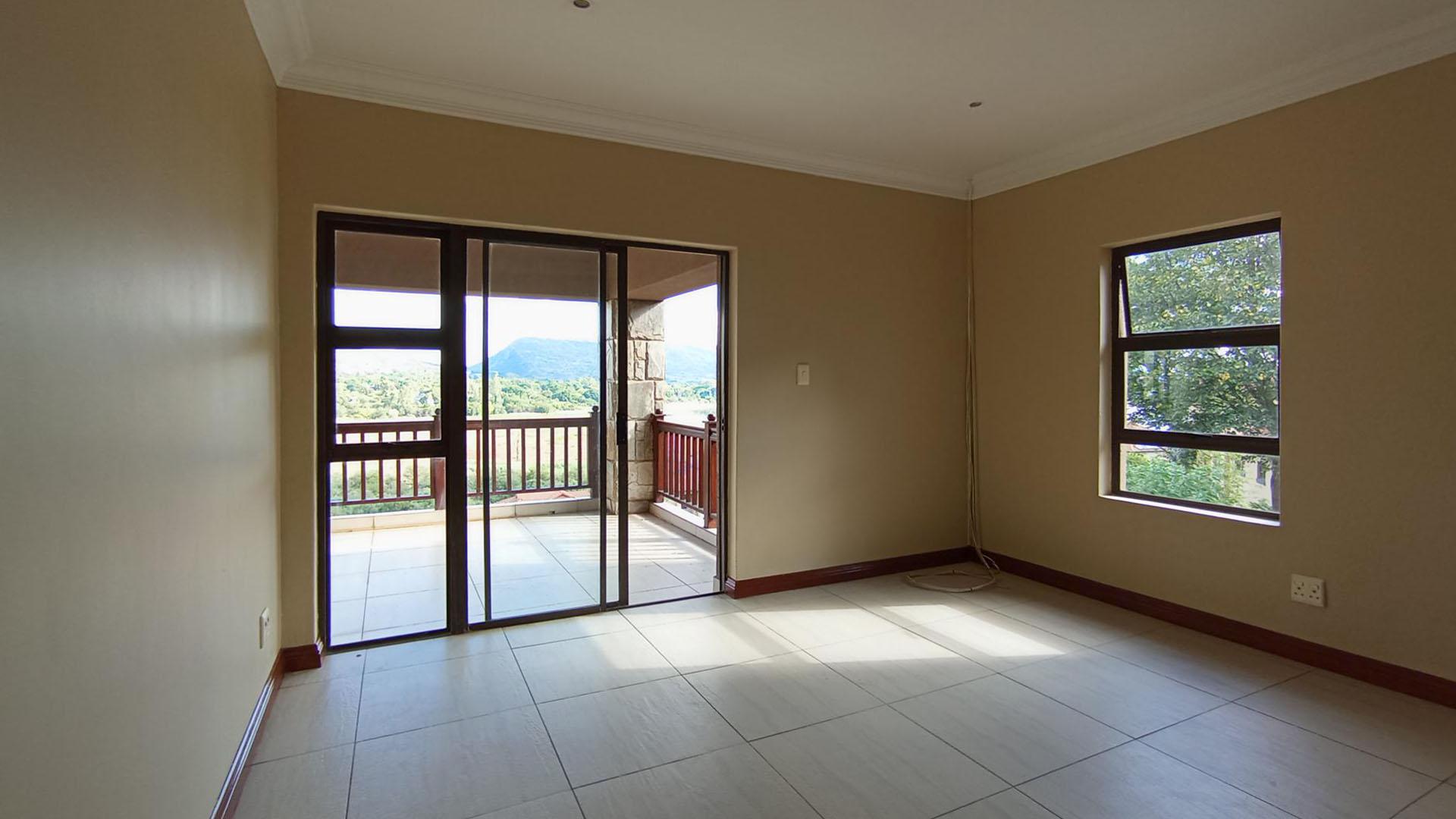 Bed Room 2 - 19 square meters of property in Ifafi