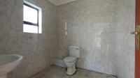 Bathroom 2 - 5 square meters of property in Ifafi