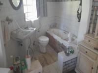 Bathroom 3+ of property in Potchefstroom