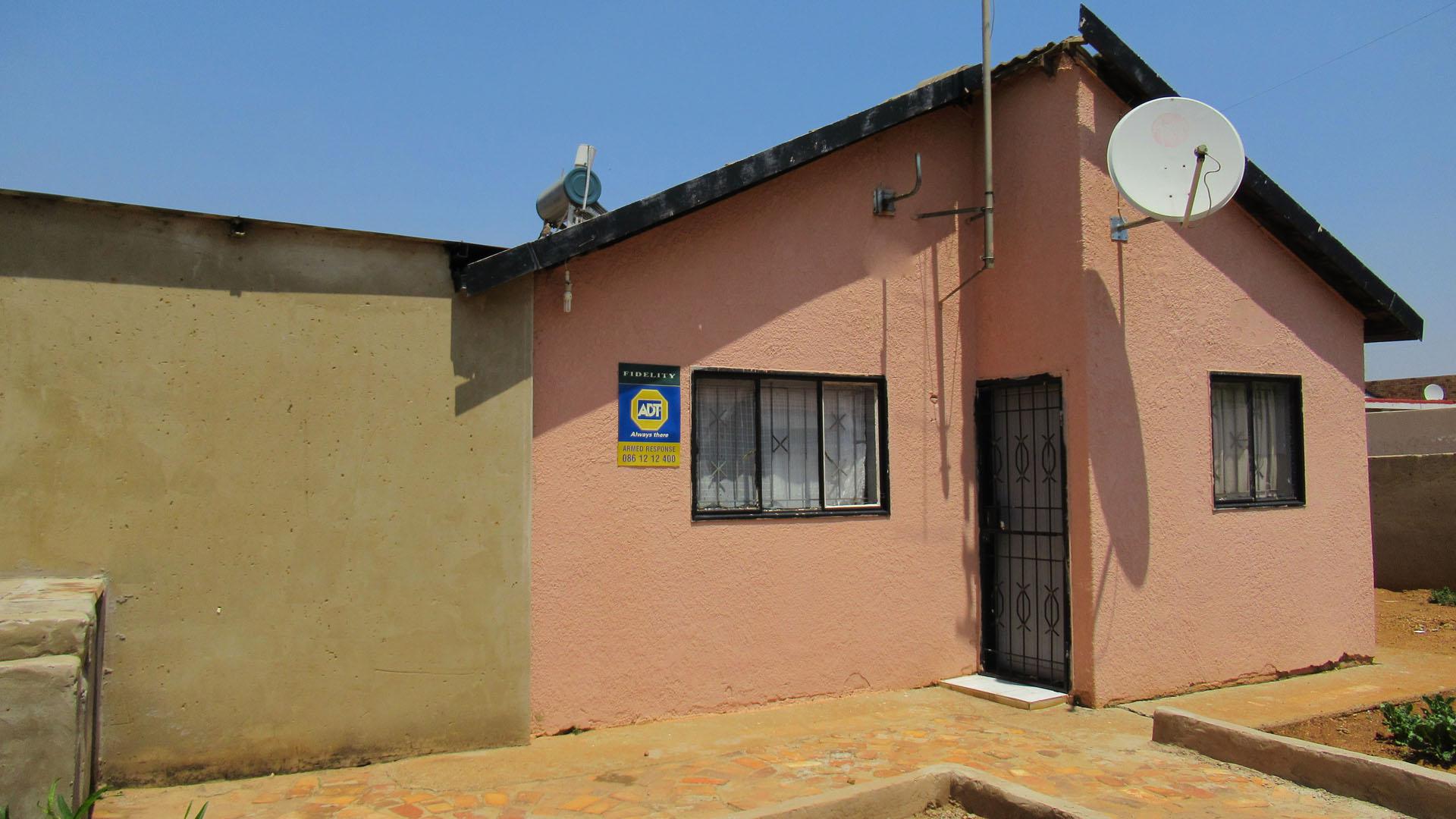 Front View of property in Lenasia South