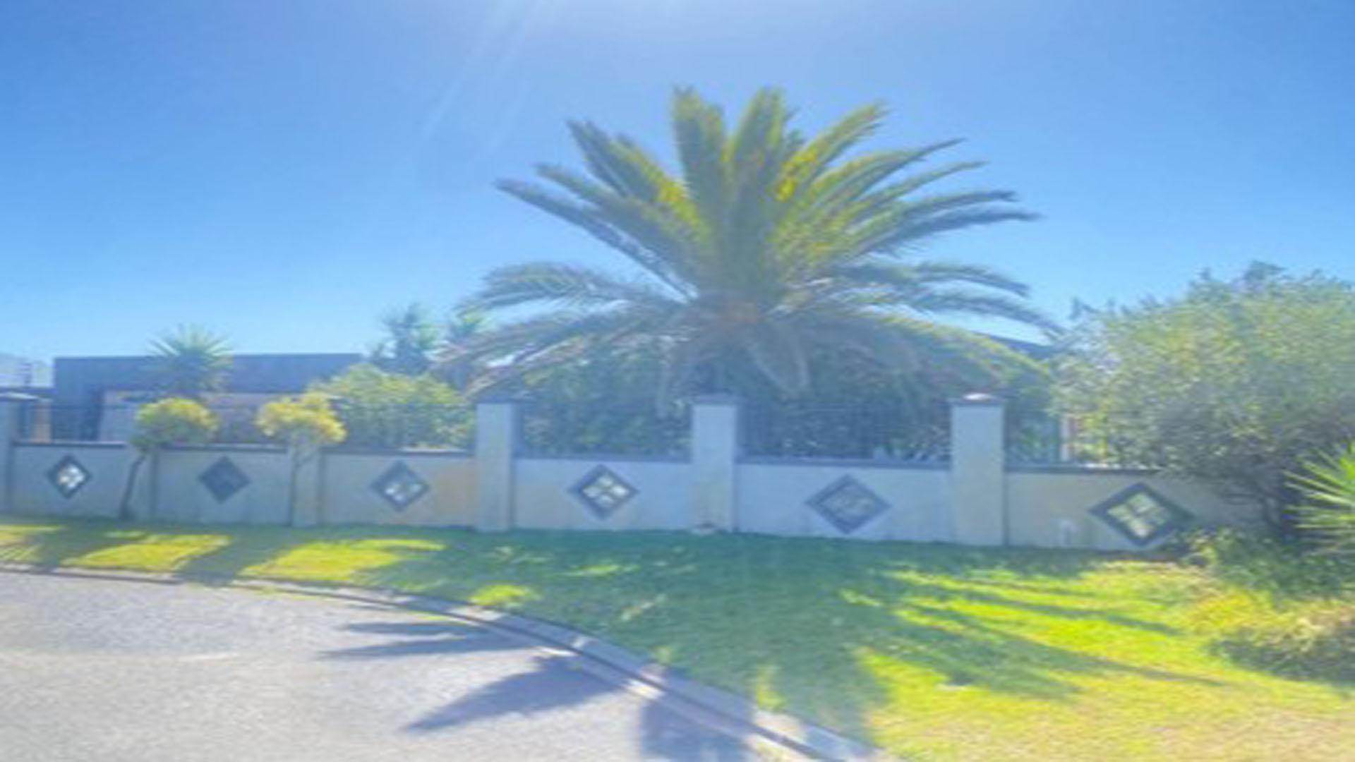 Front View of property in Cape Town Centre