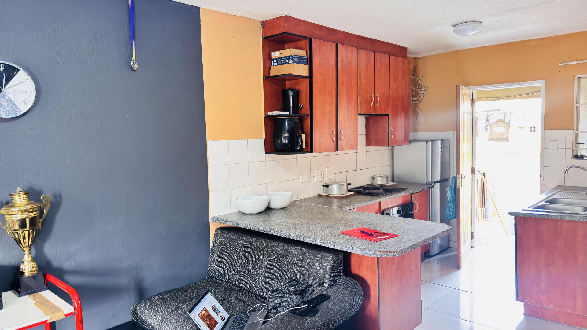 Kitchen of property in Elspark
