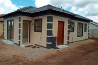 3 Bedroom 1 Bathroom House for Sale for sale in Protea Glen