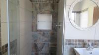 Bathroom 1 - 10 square meters of property in Parys