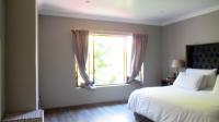 Main Bedroom - 28 square meters of property in Bronberg