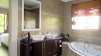 Main Bathroom - 8 square meters of property in Bronberg