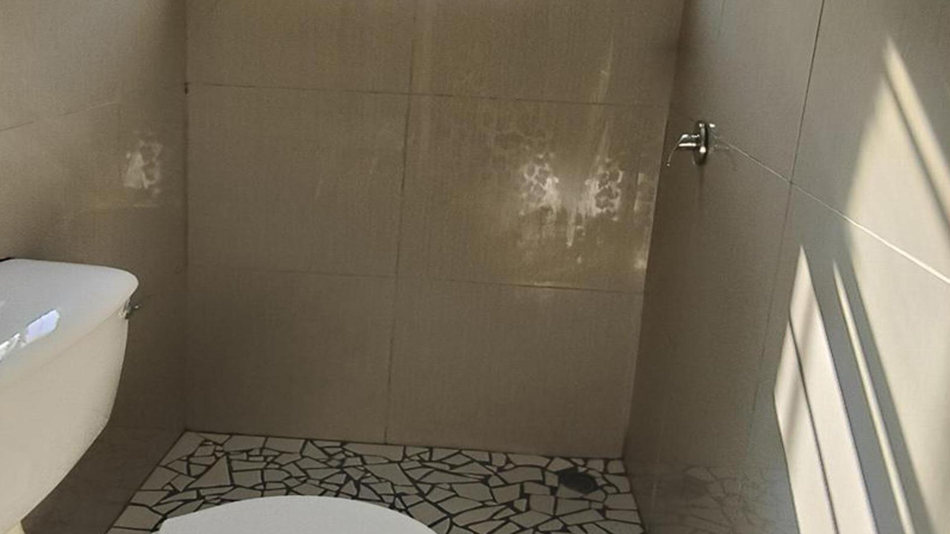 Bathroom 1 of property in Woodstock