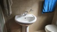 Main Bathroom - 3 square meters of property in Dalpark