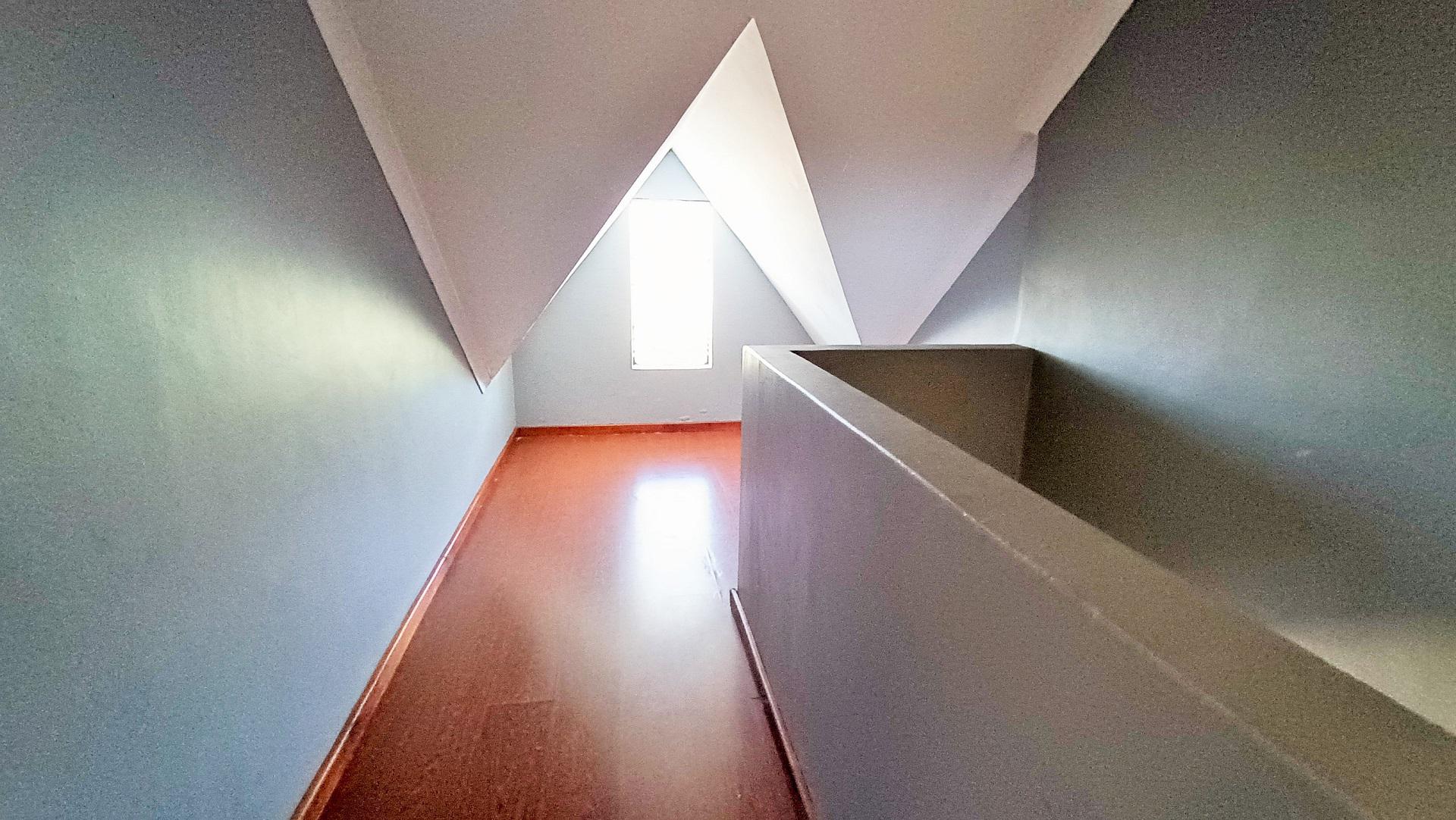 Study - 7 square meters of property in Grassy Park