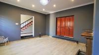 Lounges - 29 square meters of property in Grassy Park