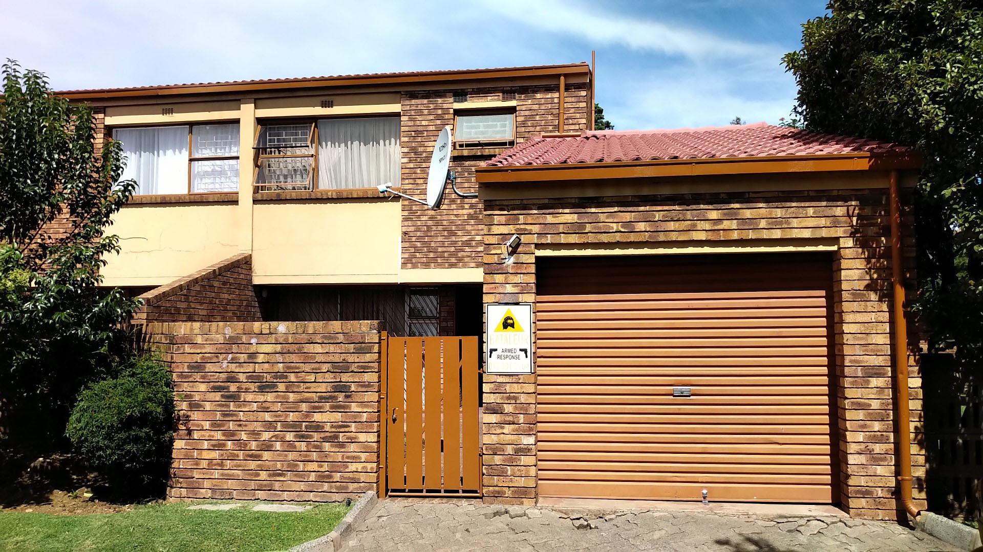 Front View of property in Vanderbijlpark