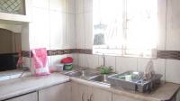 Kitchen - 8 square meters of property in Etwatwa