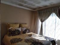Rooms of property in Etwatwa