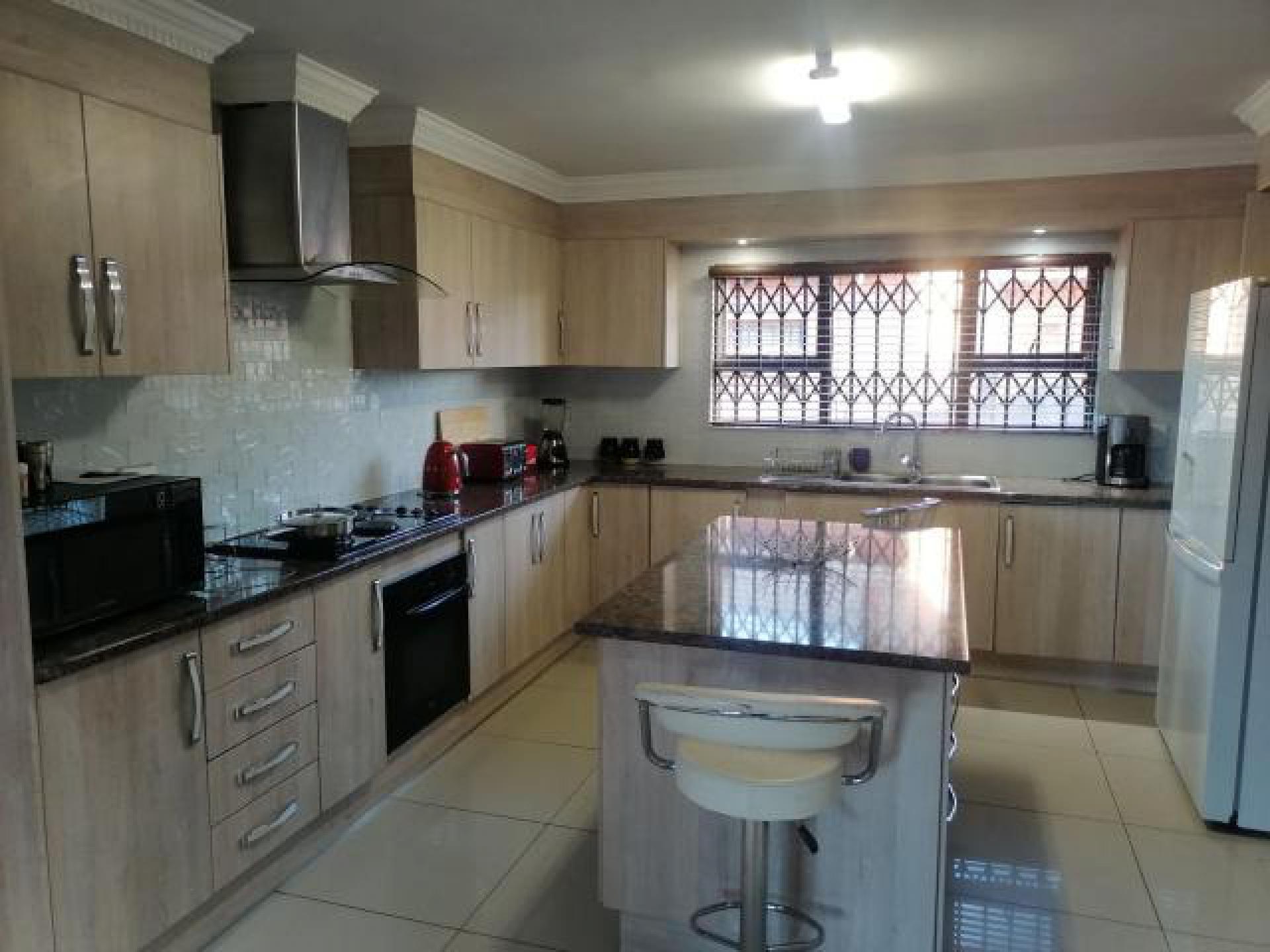 Kitchen of property in Lourierpark