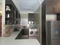 Kitchen - 13 square meters of property in Ravenswood