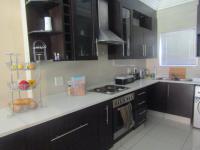 Kitchen - 13 square meters of property in Ravenswood