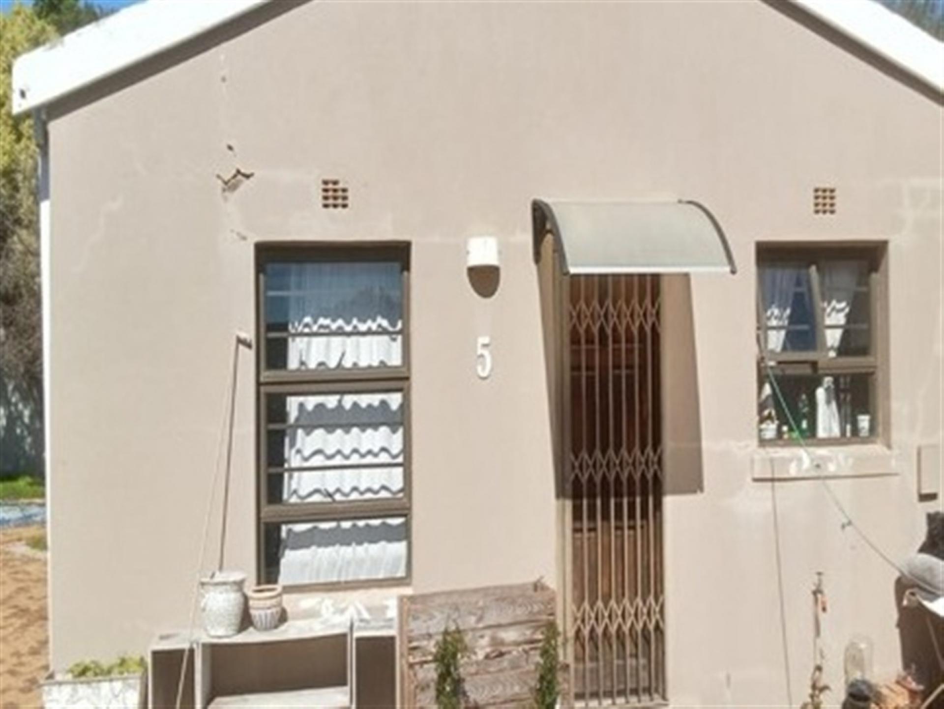 Front View of property in Richwood