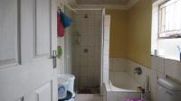 Bathroom 1 - 7 square meters of property in Jan Hofmeyr