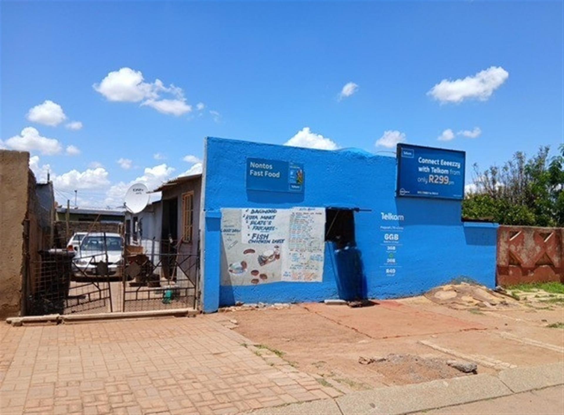 Front View of property in Mapetla