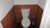 Bathroom 1 - 8 square meters of property in Hurst Hill