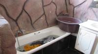 Bathroom 2 - 6 square meters of property in Hurst Hill
