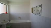 Bathroom 1 - 5 square meters of property in South Beach