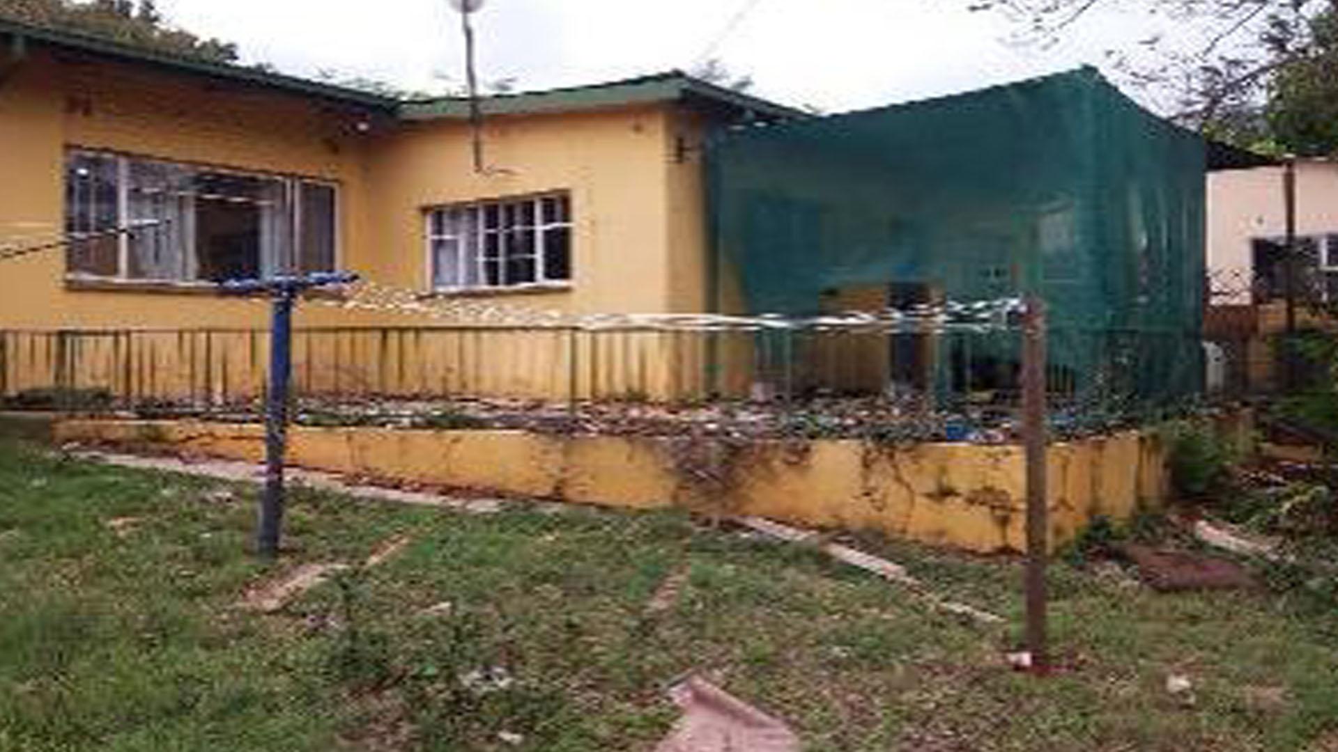Front View of property in Barberton
