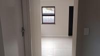 Spaces - 57 square meters of property in Table View
