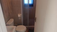 Bathroom 1 - 4 square meters of property in Sonstraal Heights