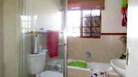 Bathroom 1 - 5 square meters of property in Blue Hills