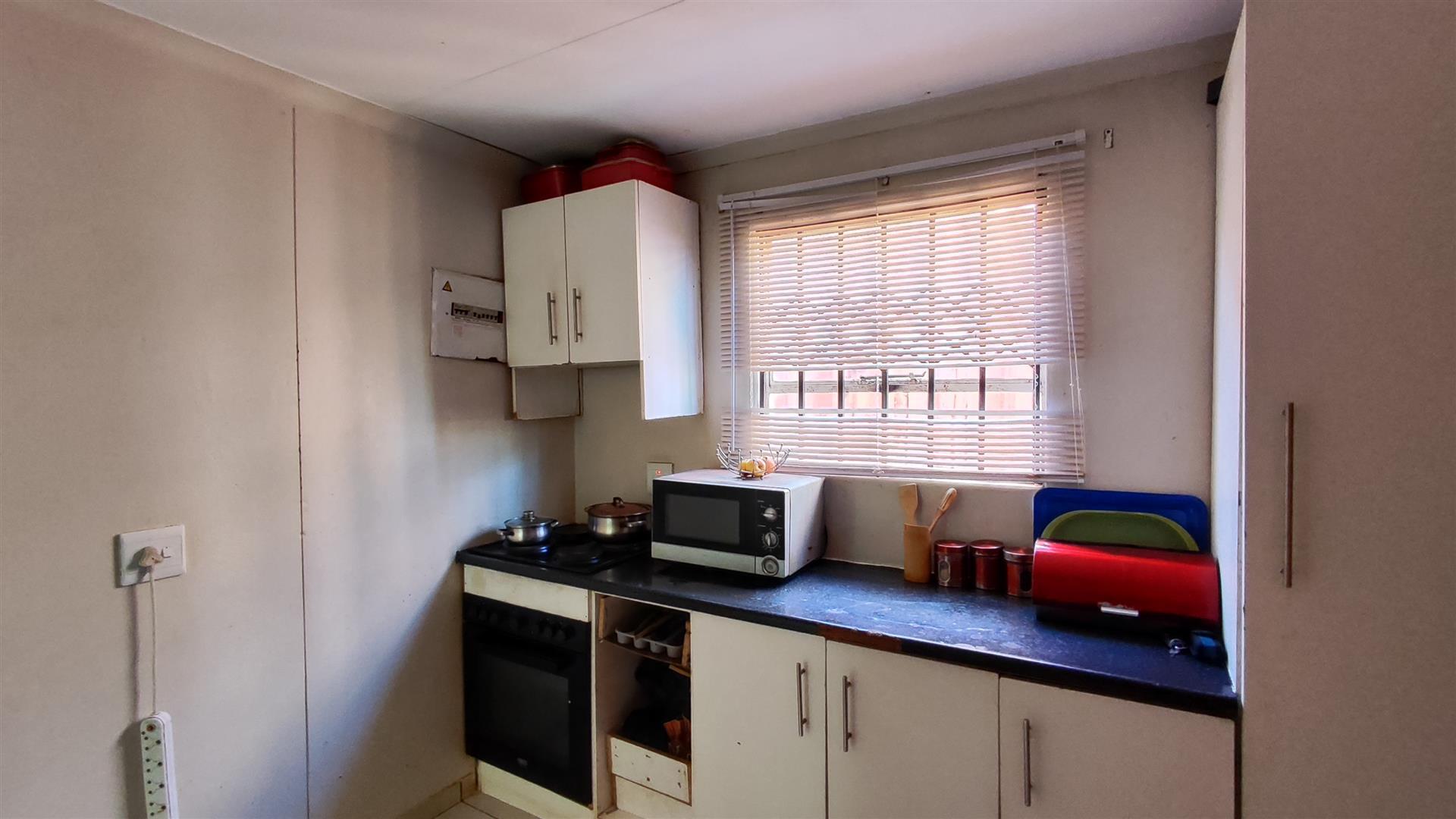 Kitchen - 10 square meters of property in Alliance