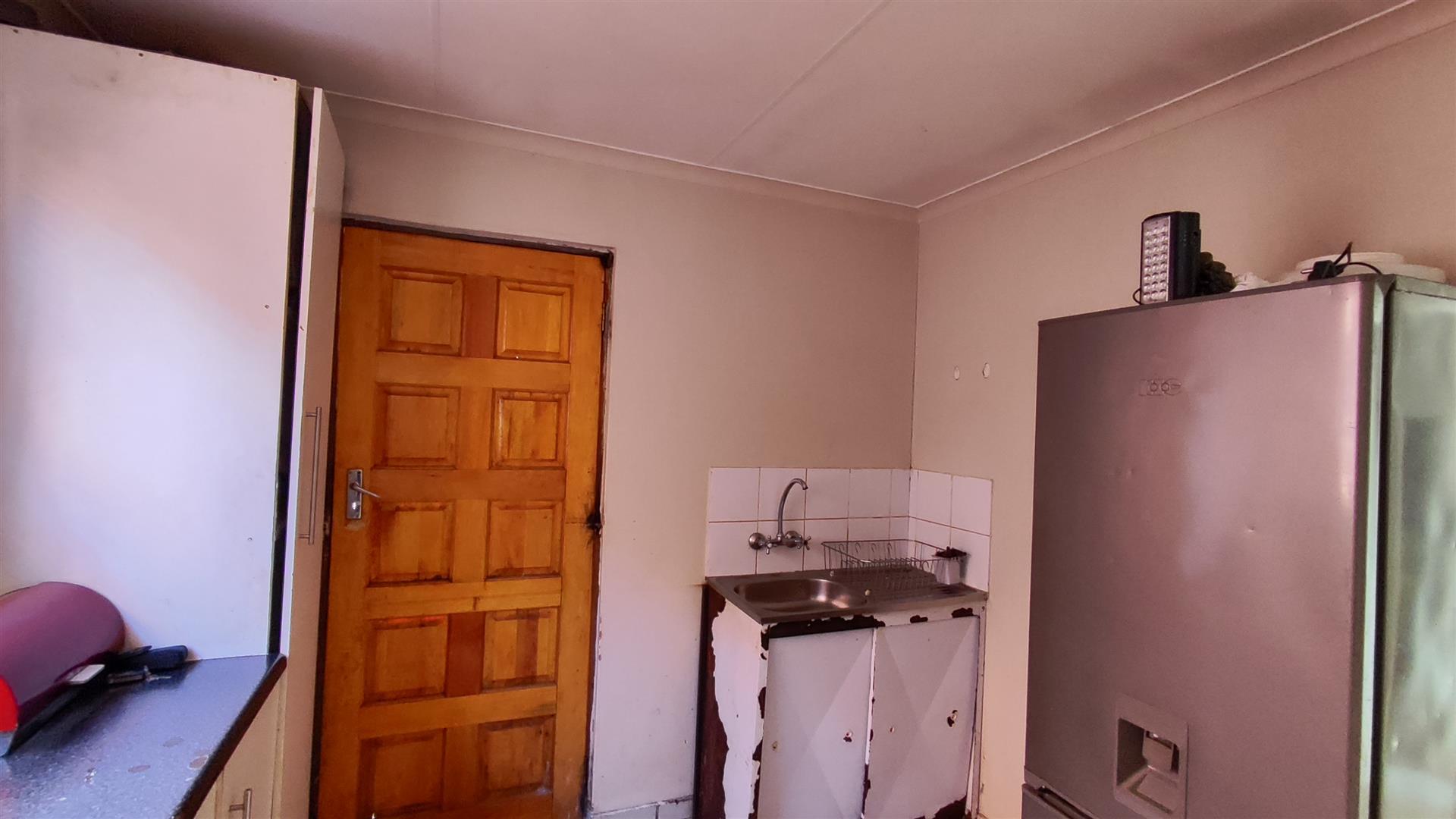 Kitchen - 10 square meters of property in Alliance