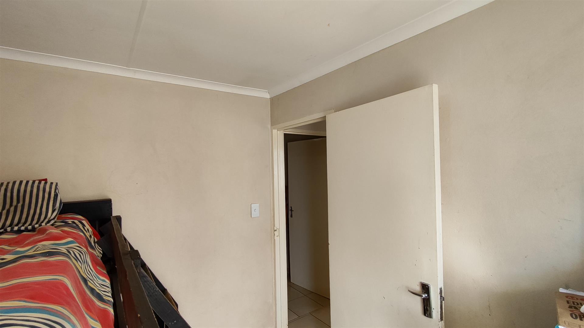 Bed Room 2 - 9 square meters of property in Alliance