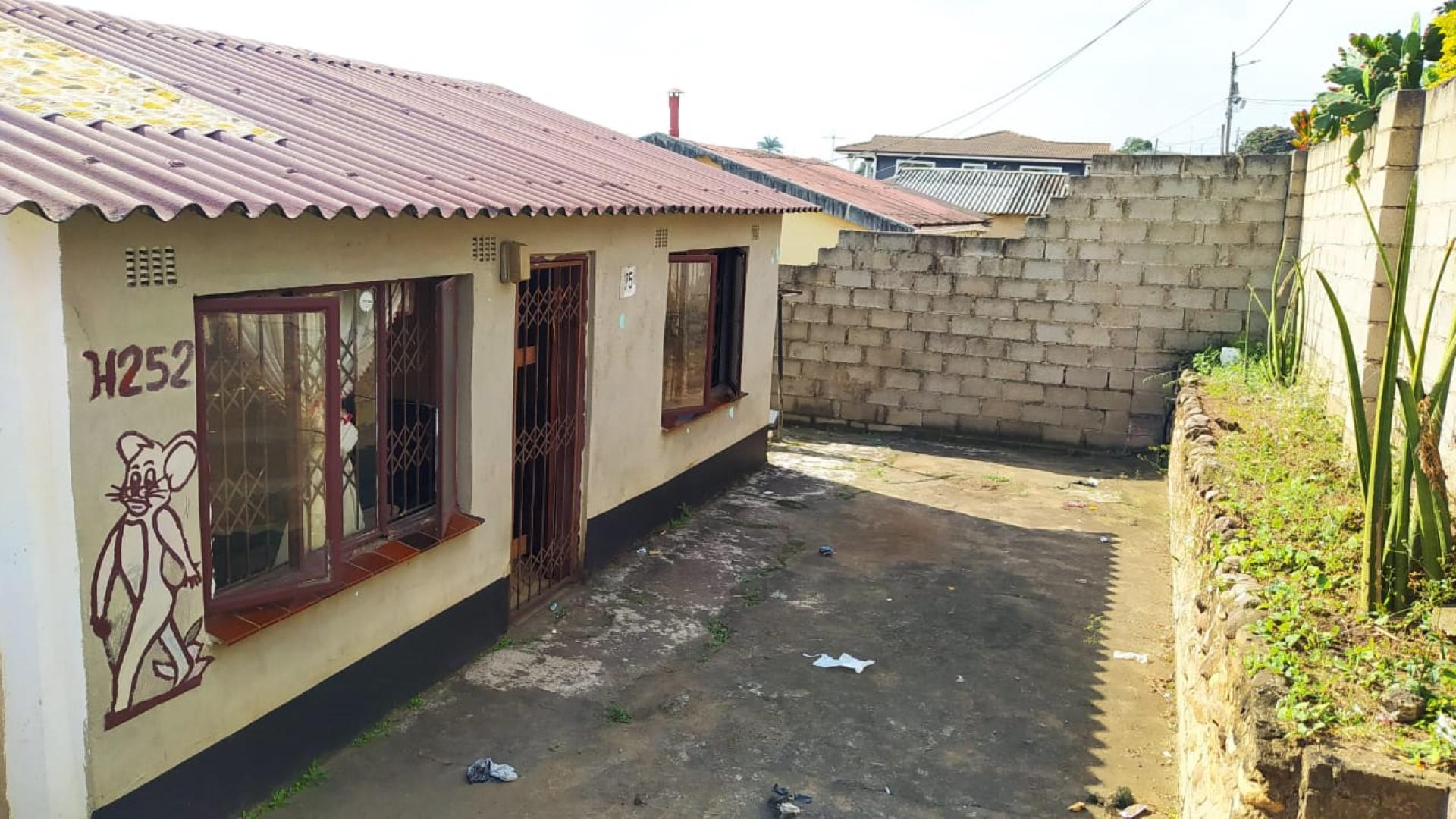 Front View of property in KwaMashu