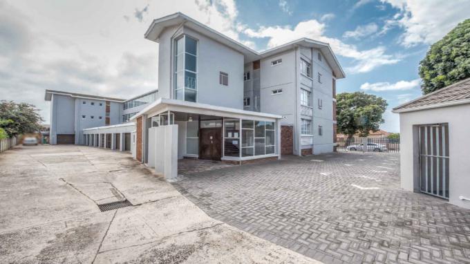 2 Bedroom Apartment for Sale For Sale in Port Elizabeth Central - Private Sale - MR481680