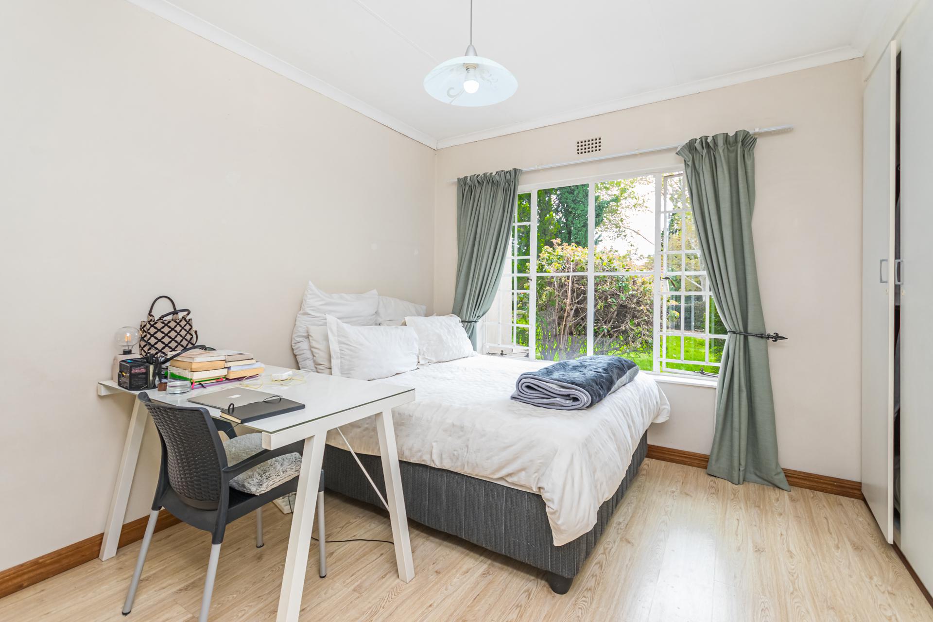 Bed Room 4 - 14 square meters of property in Ferndale - JHB