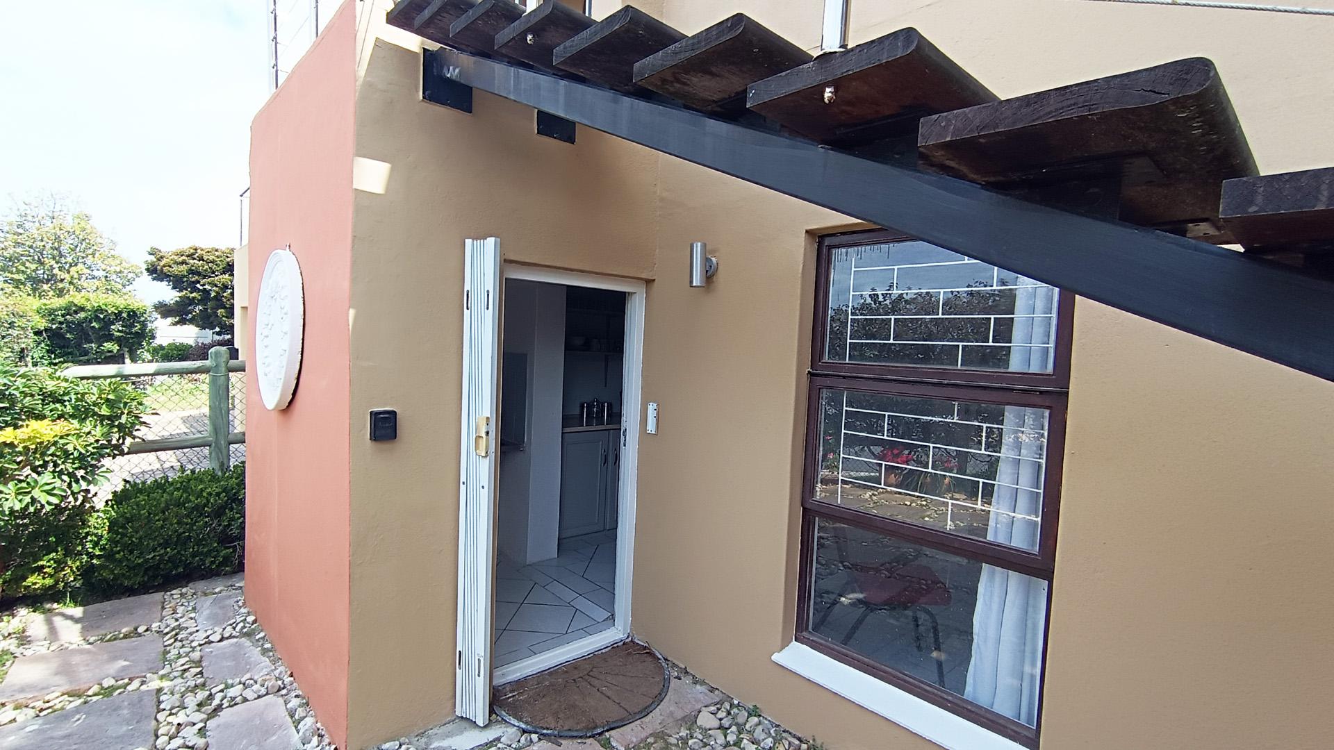 Flatlet of property in Heldervue