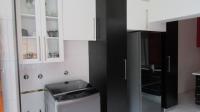 Kitchen - 29 square meters of property in Struisbult