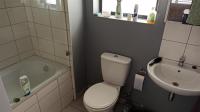 Bathroom 1 - 5 square meters of property in Eerste River