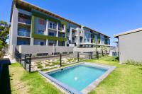 3 Bedroom 3 Bathroom Flat/Apartment for Sale for sale in Edgemead