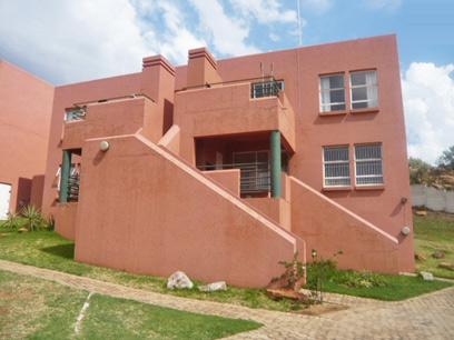 2 Bedroom Apartment for Sale For Sale in Krugersdorp - Private Sale - MR48280