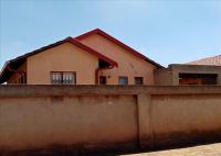 Front View of property in Lakeside - (Vereeniging)