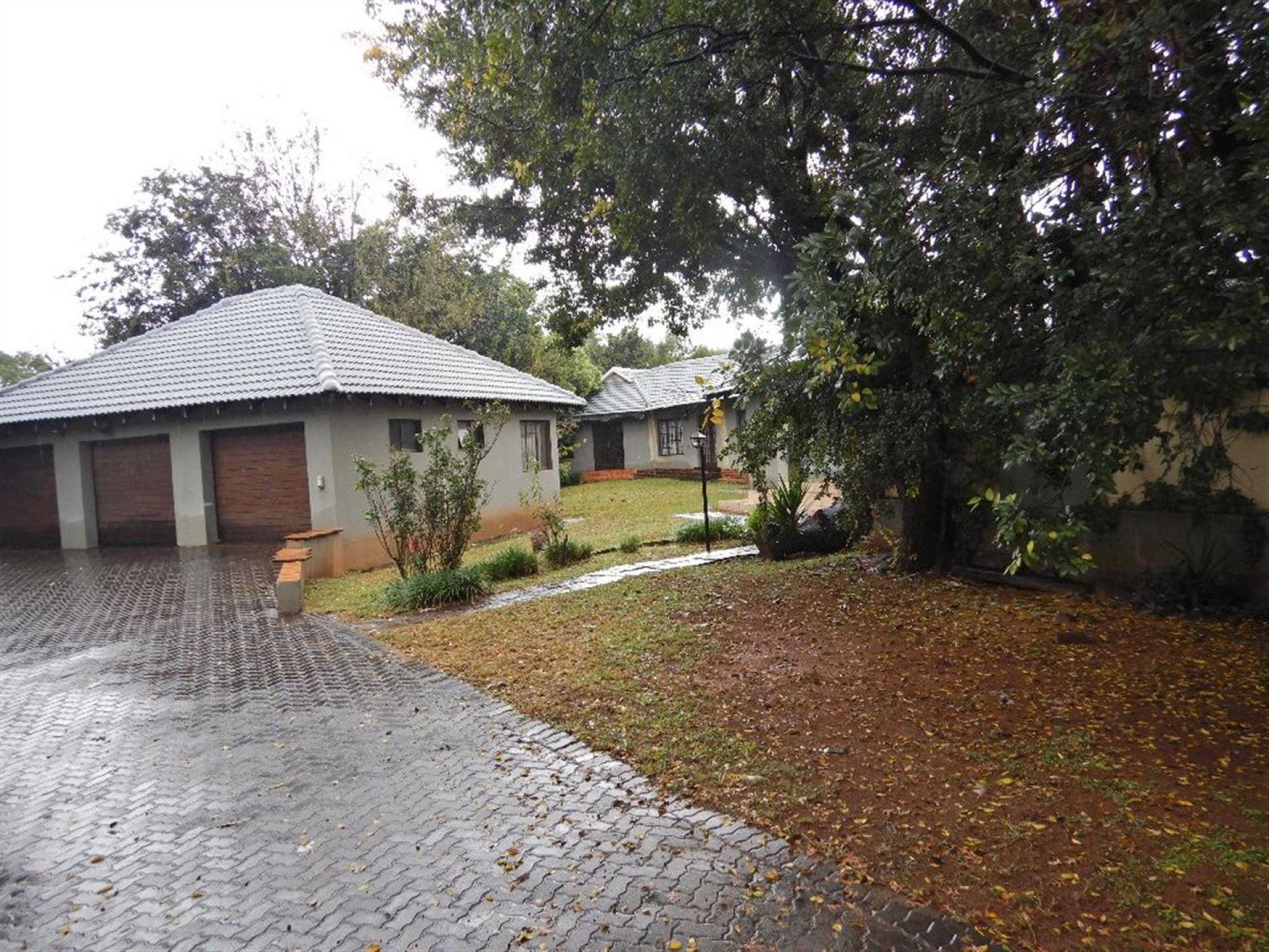 Front View of property in Eldoraigne