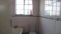 Bathroom 1 - 4 square meters of property in Benoni