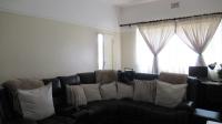 Lounges - 24 square meters of property in Benoni