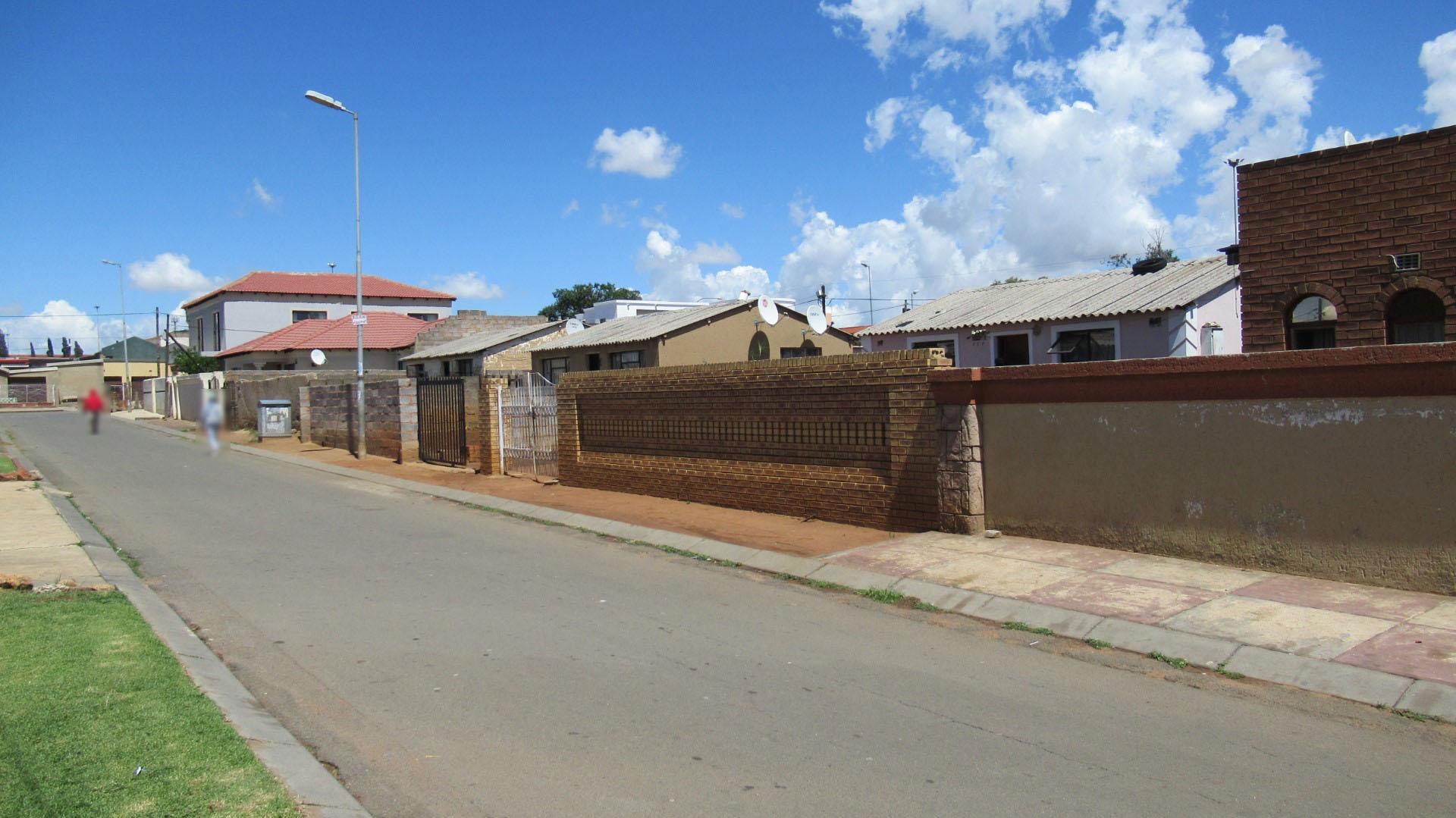 Front View of property in Soweto